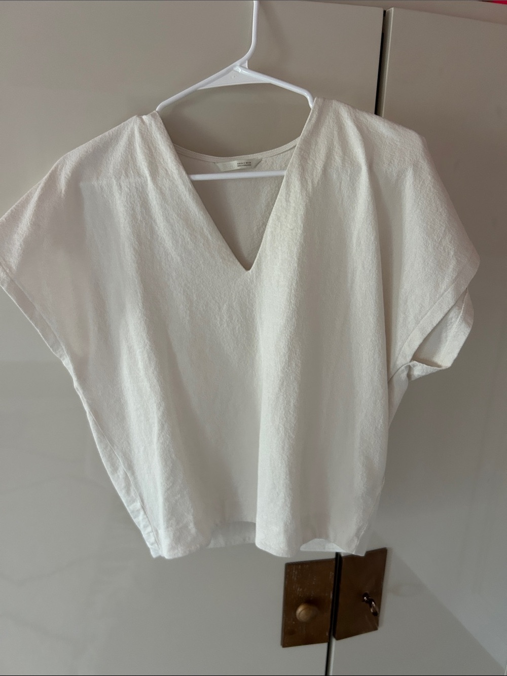 Women's White Linen V-Neck Short Sleeve Top